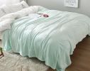 Coral Fleece Blanket Thicken Winter Sofa Quilt Children Nap Blanket, Light Green